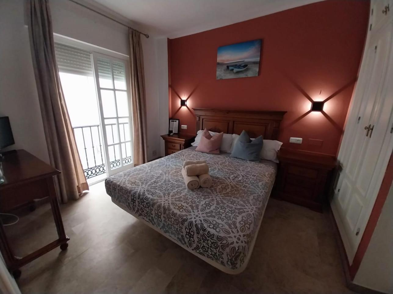 Hostal Montys Nerja Exteriér fotografie