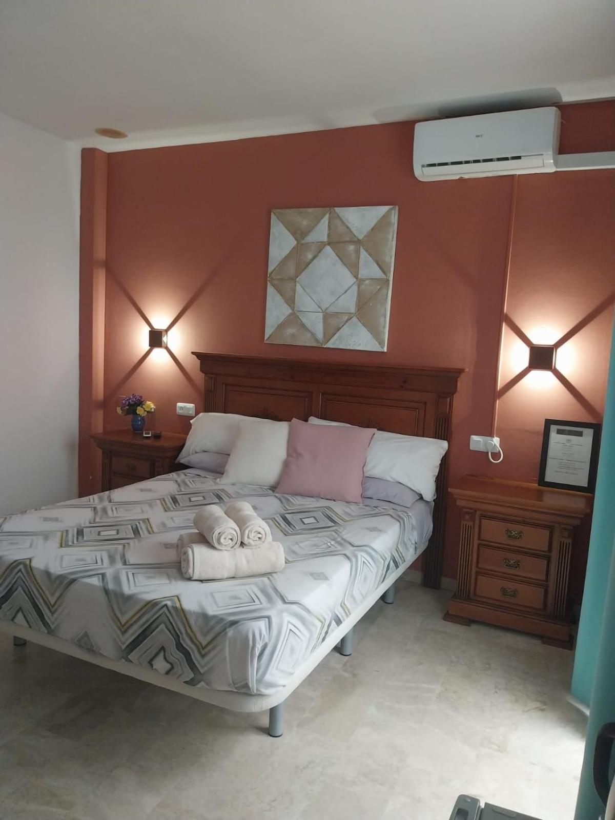 Hostal Montys Nerja Exteriér fotografie