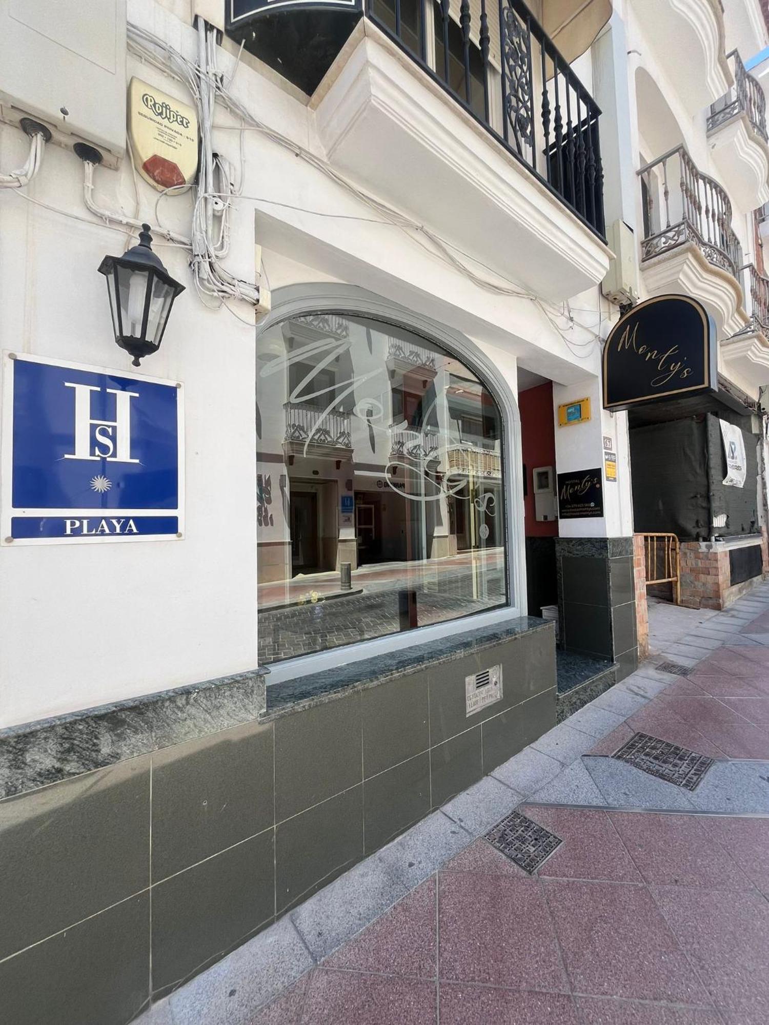Hostal Montys Nerja Exteriér fotografie