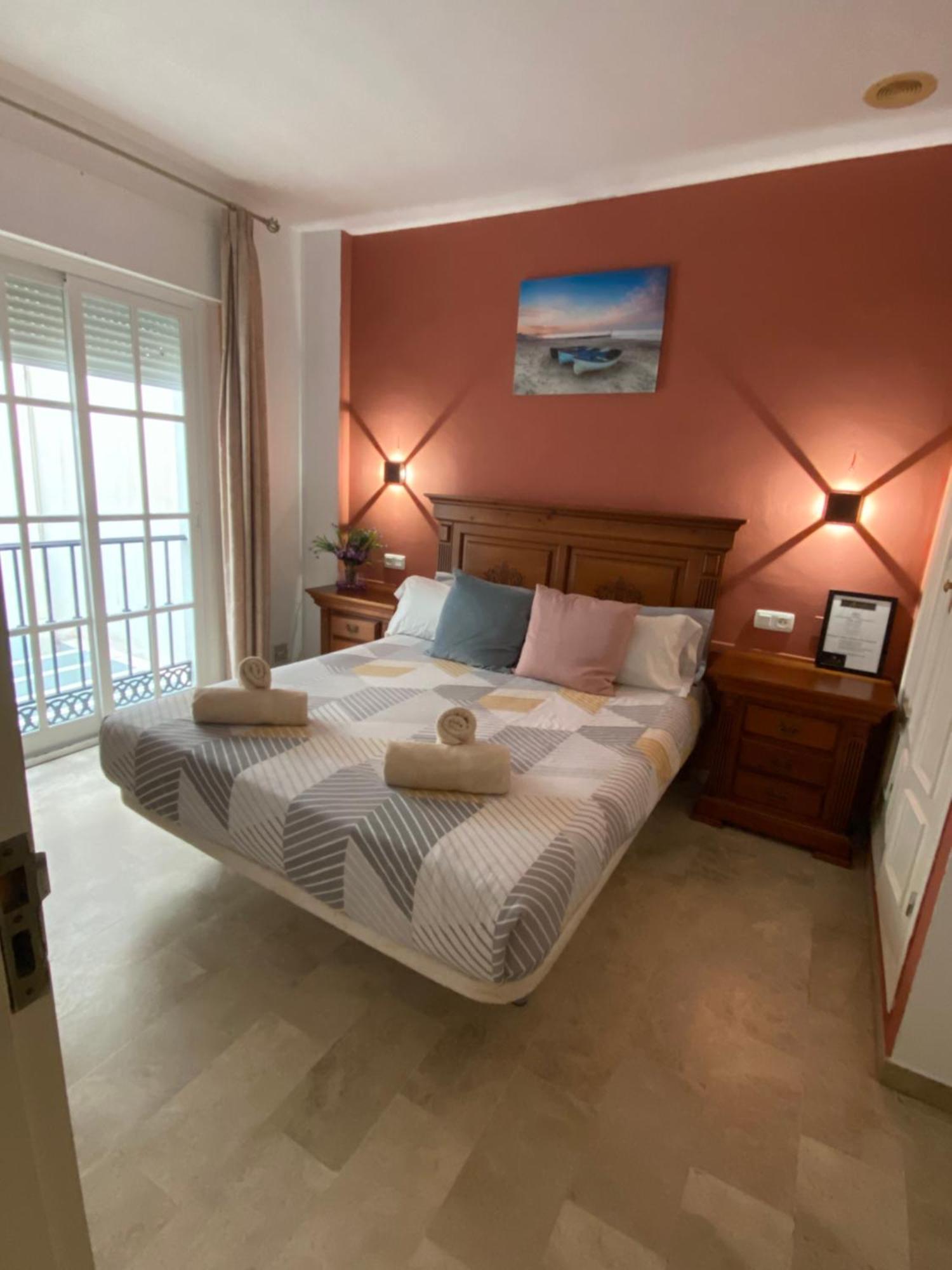 Hostal Montys Nerja Exteriér fotografie